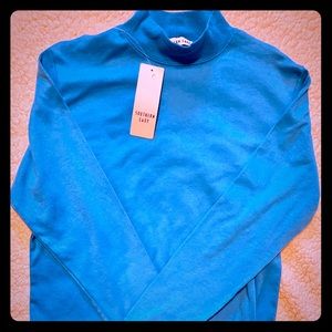 Lady’s mock neck top- new never worn